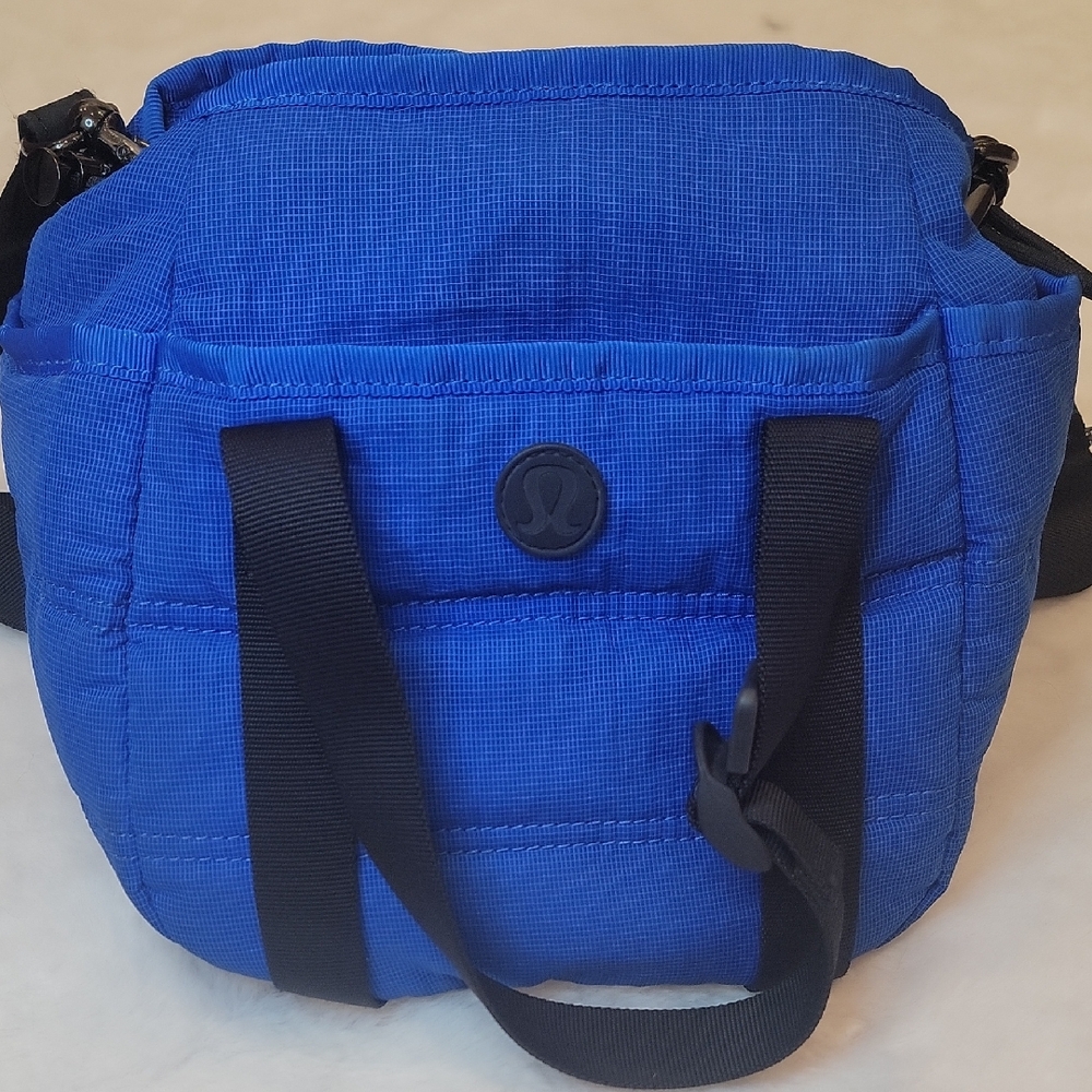 Lululemon Dash All Day Blue Quilted Bucket Crossbody Bag